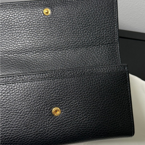 Gucci GG Marmont leather continental wallet
Style: 456116 CAO0G 1000 - Picture 7 of 14